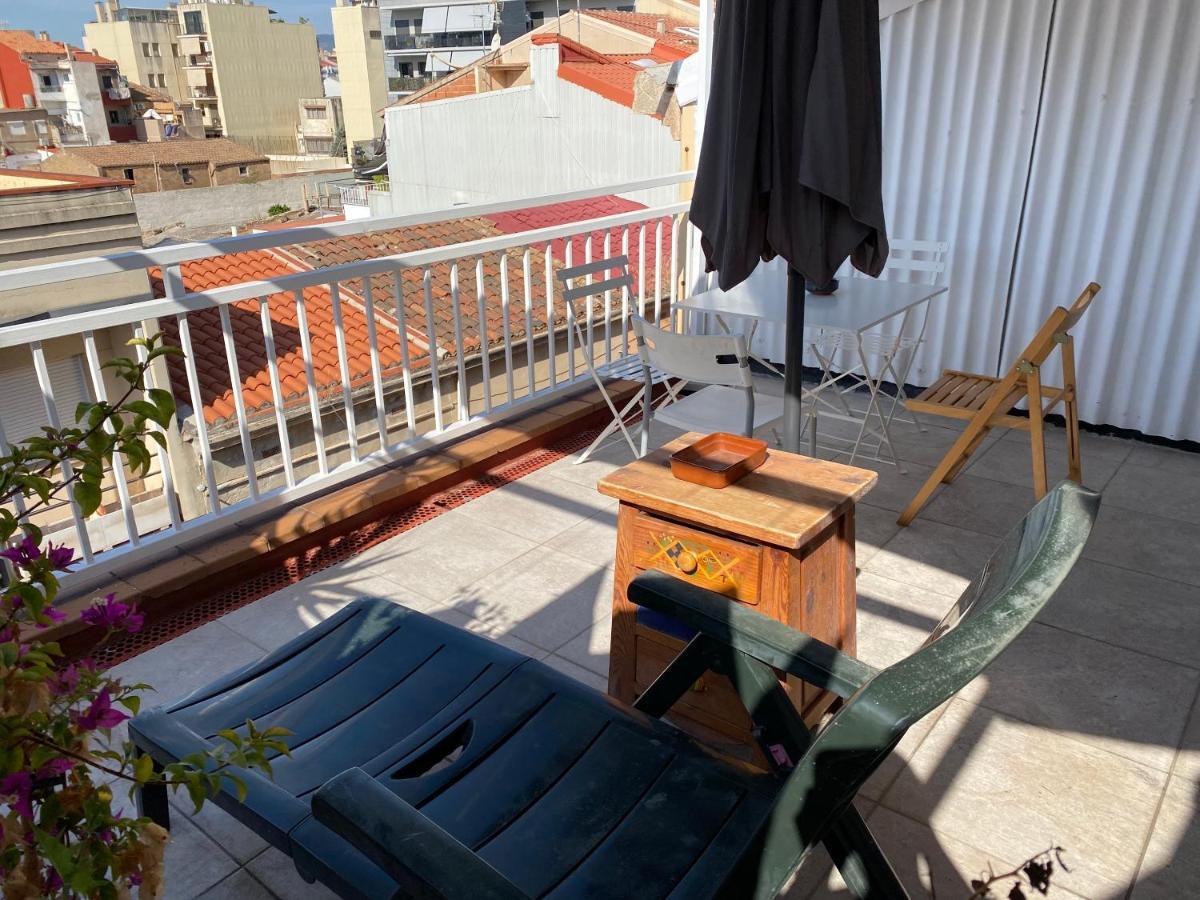 Apartamentos Playa Бадалона Экстерьер фото
