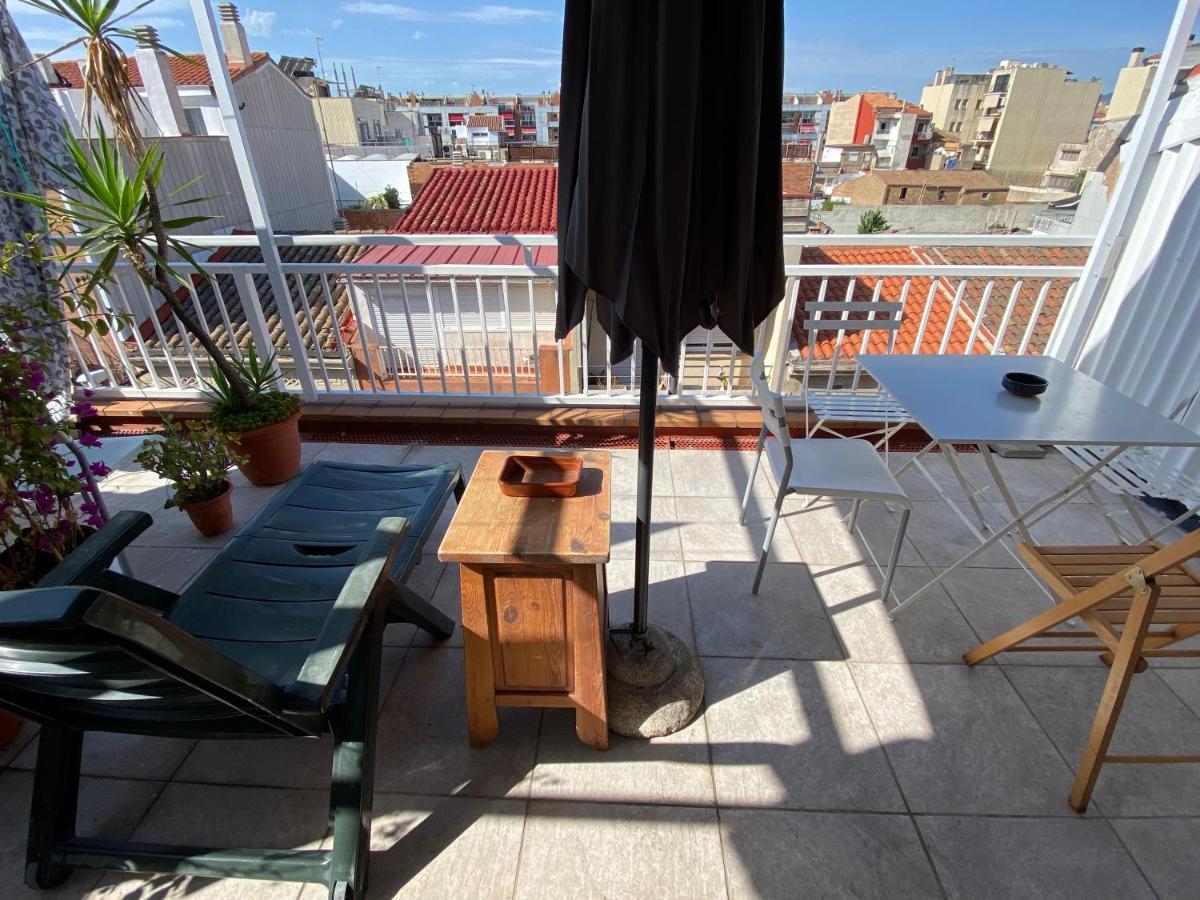 Apartamentos Playa Бадалона Экстерьер фото