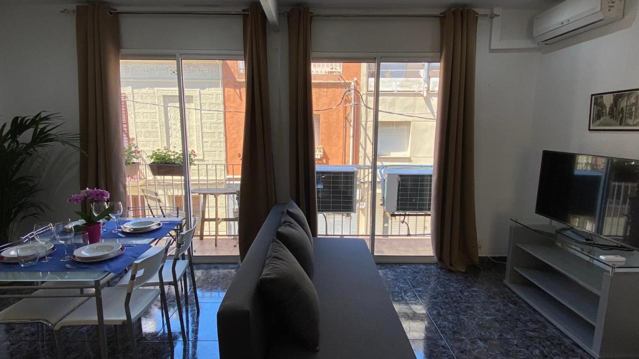 Apartamentos Playa Бадалона Экстерьер фото
