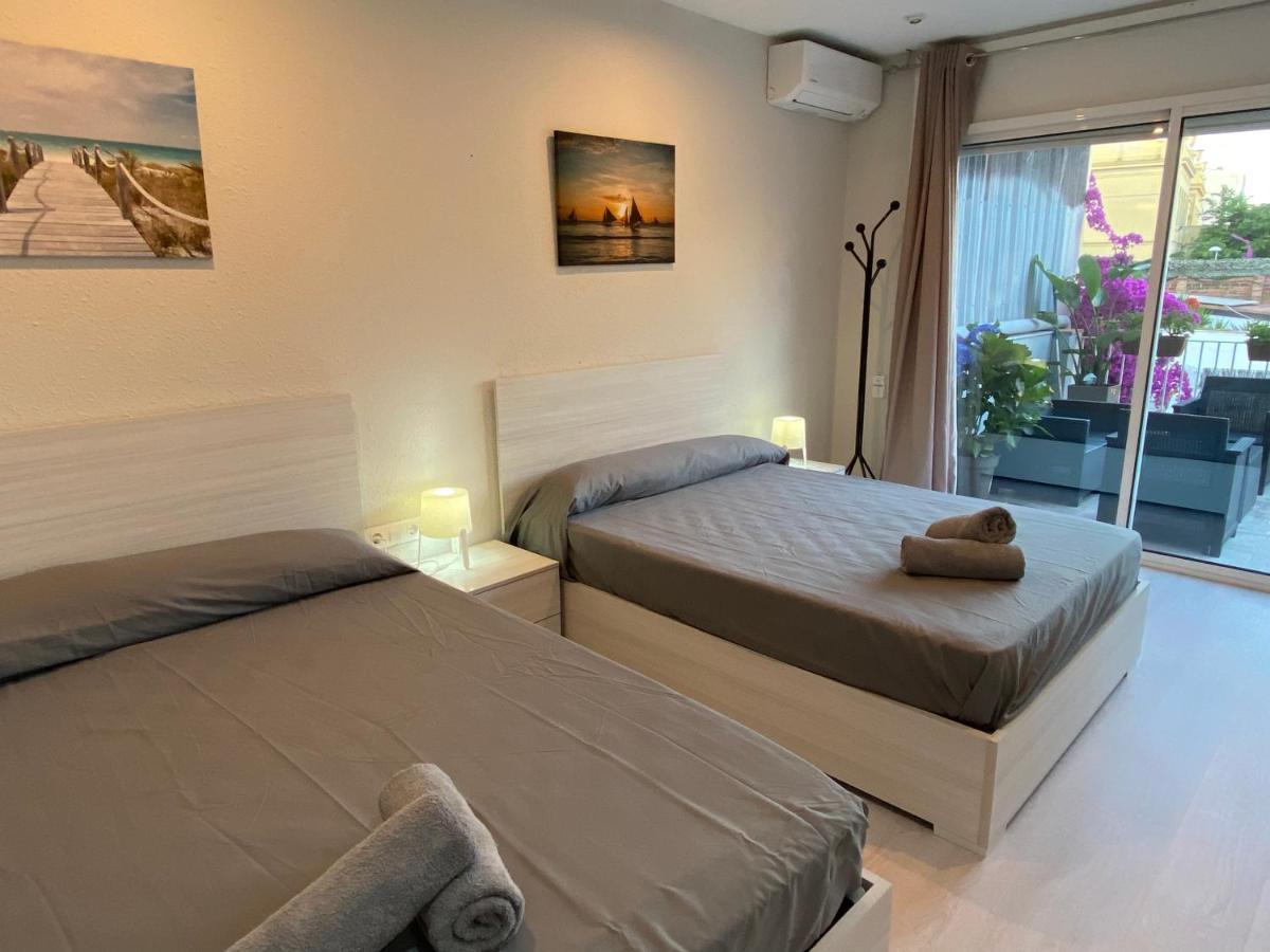 Apartamentos Playa Бадалона Экстерьер фото