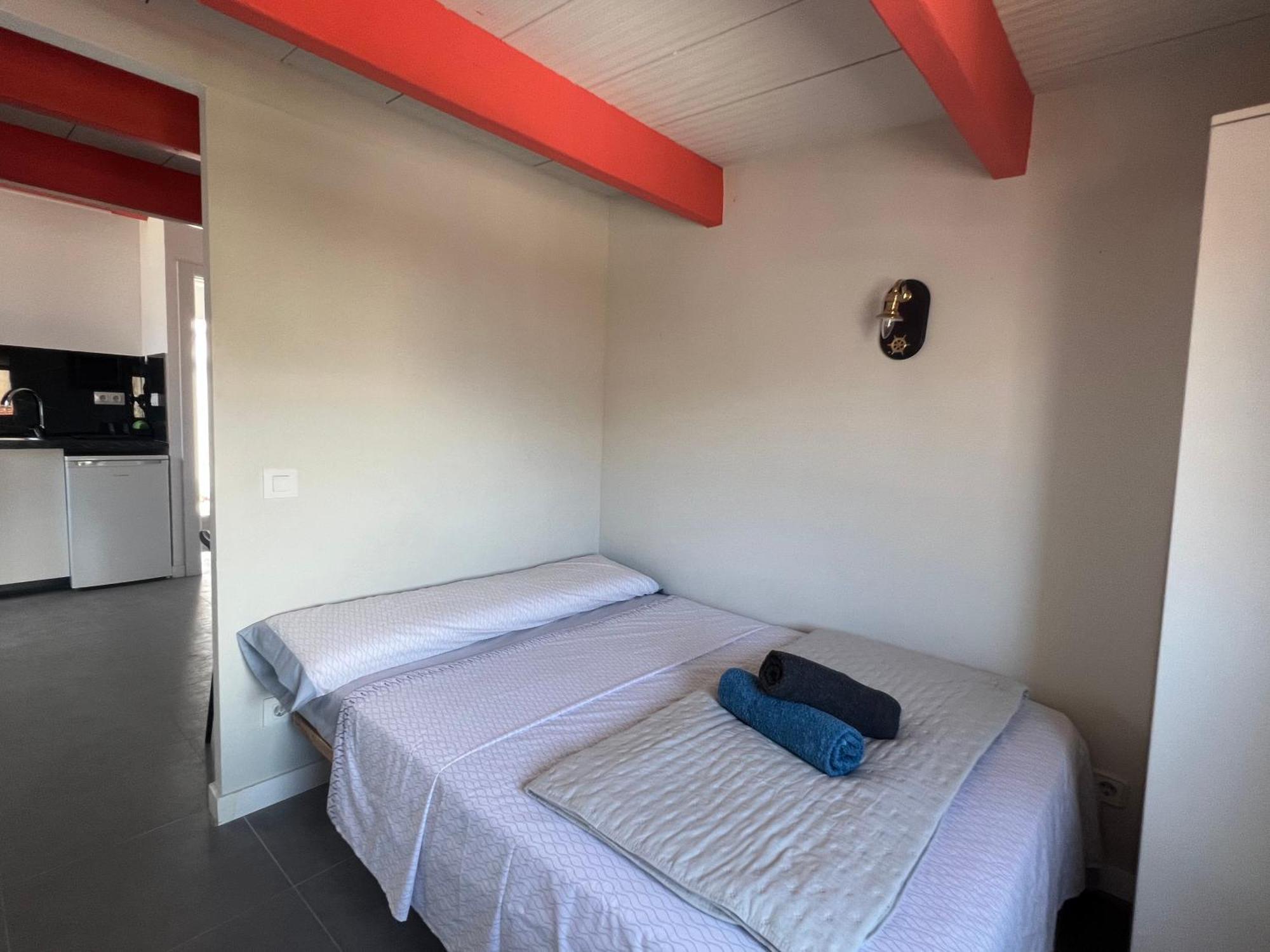 Apartamentos Playa Бадалона Экстерьер фото