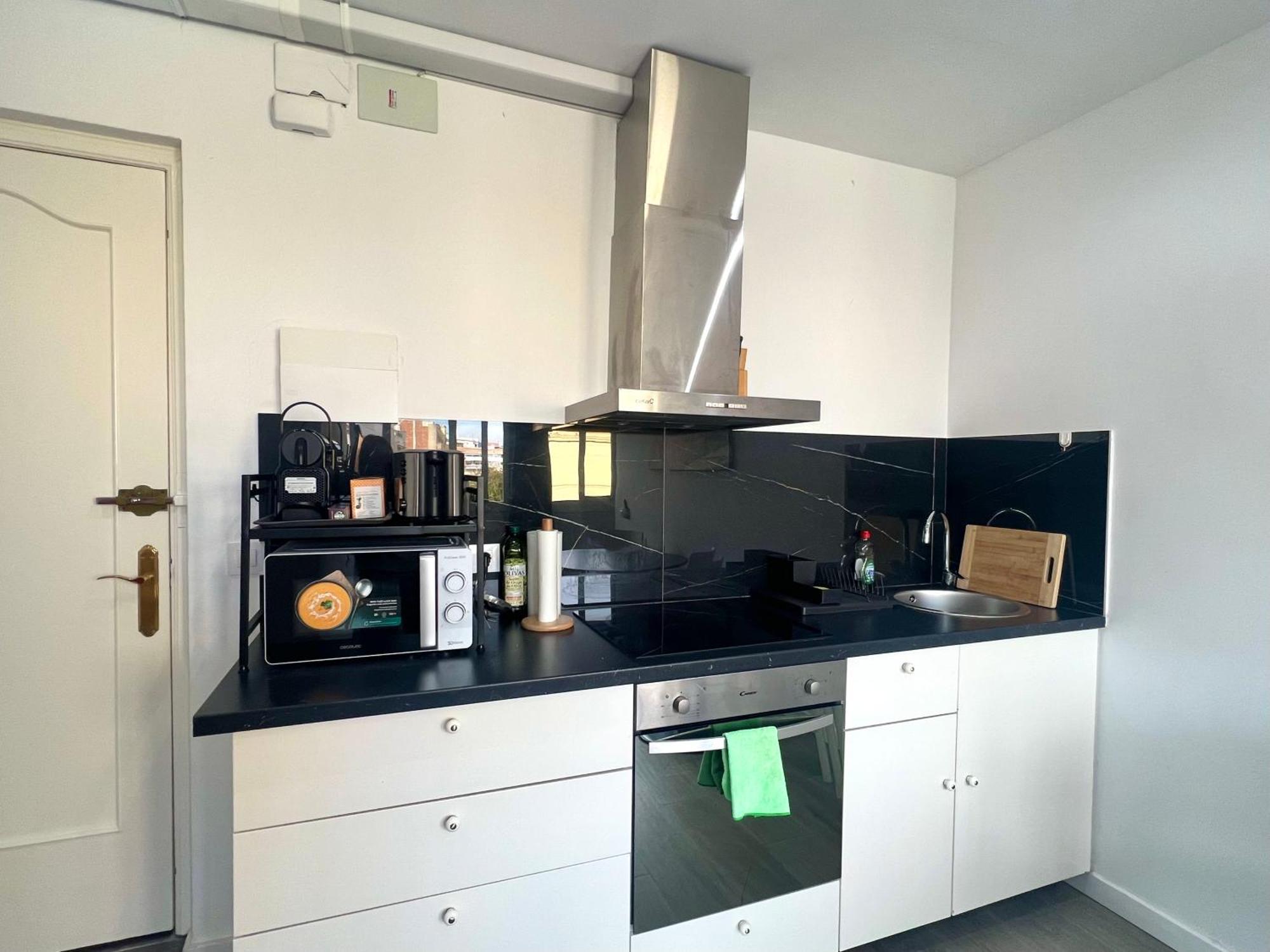Apartamentos Playa Бадалона Экстерьер фото