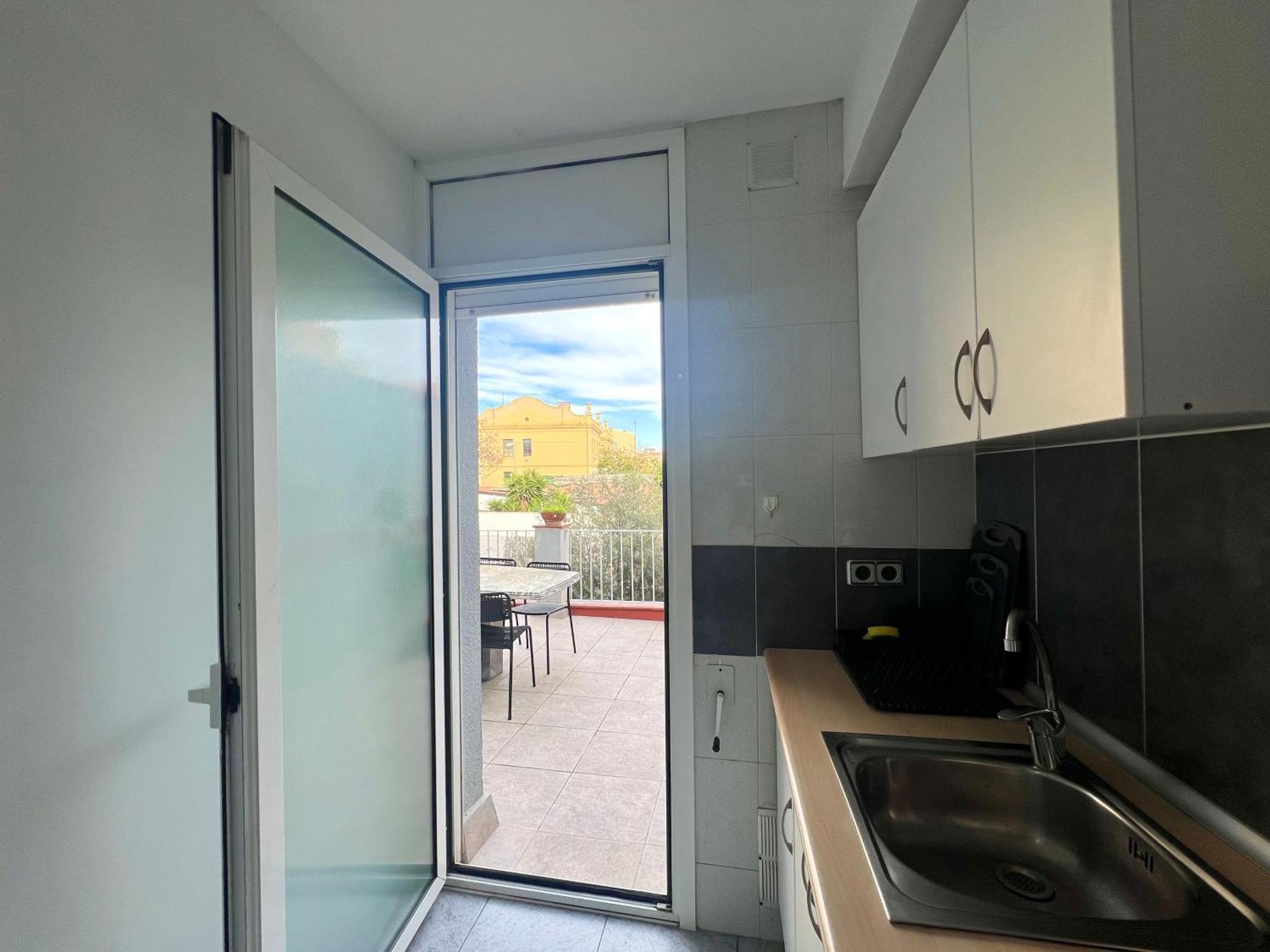 Apartamentos Playa Бадалона Экстерьер фото