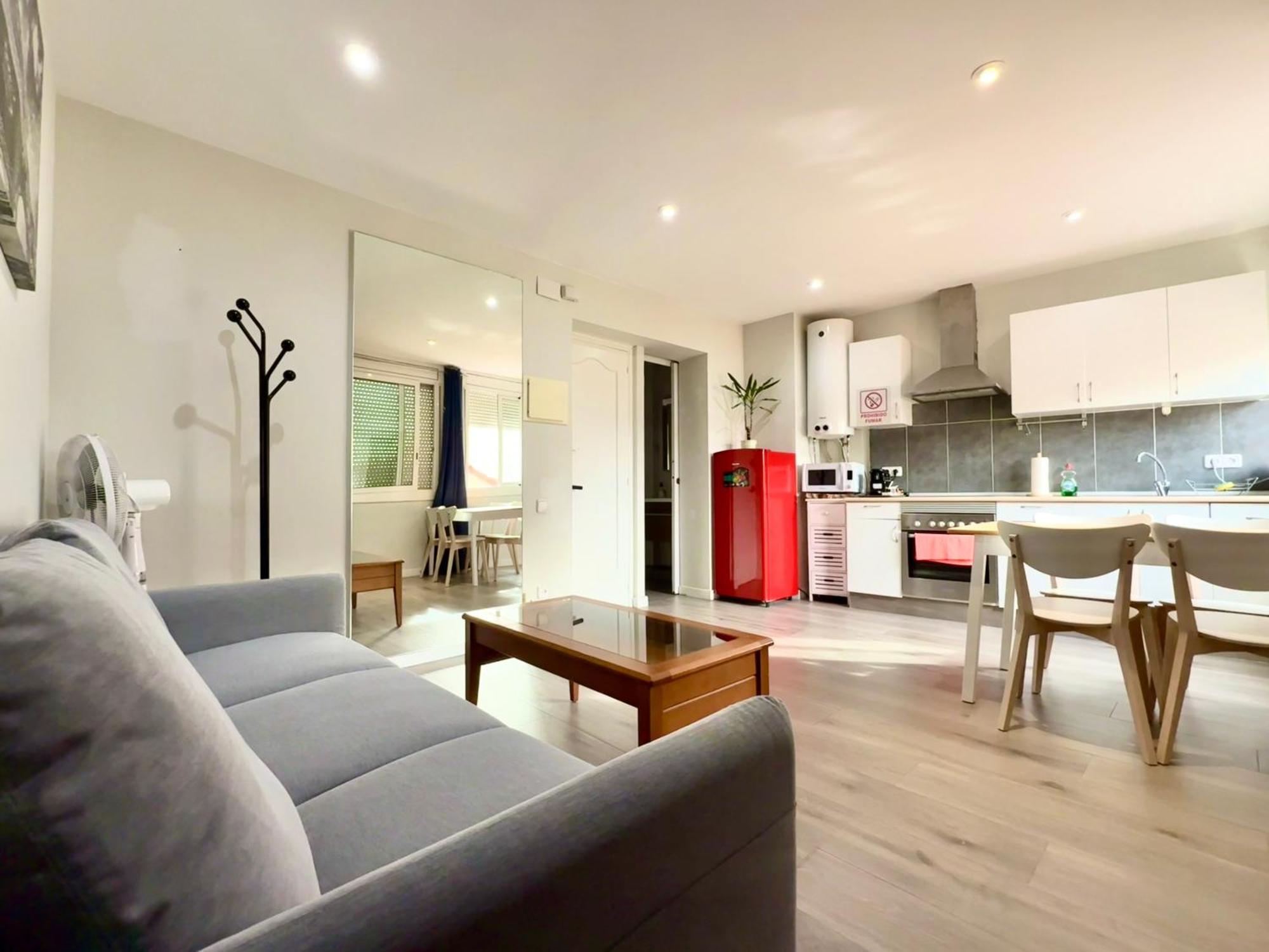 Apartamentos Playa Бадалона Экстерьер фото