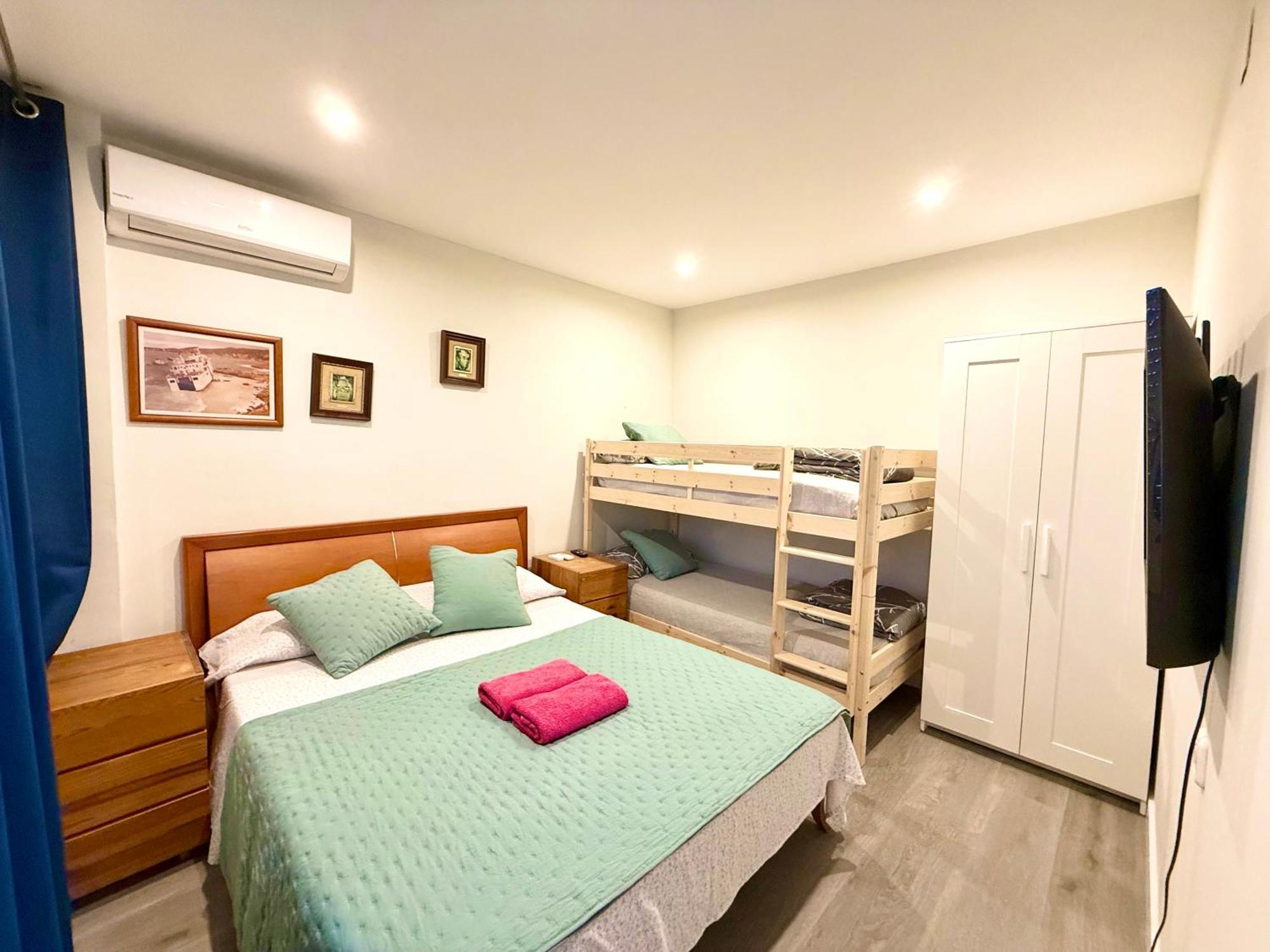 Apartamentos Playa Бадалона Экстерьер фото