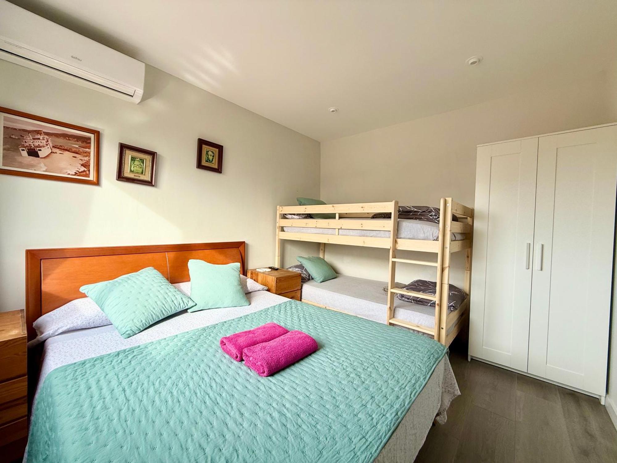 Apartamentos Playa Бадалона Экстерьер фото